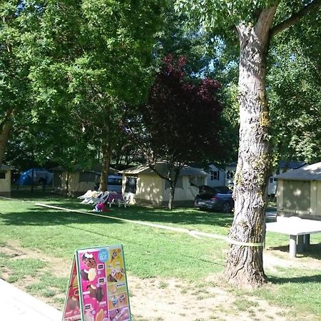 Camping Larribal Мийо Экстерьер фото